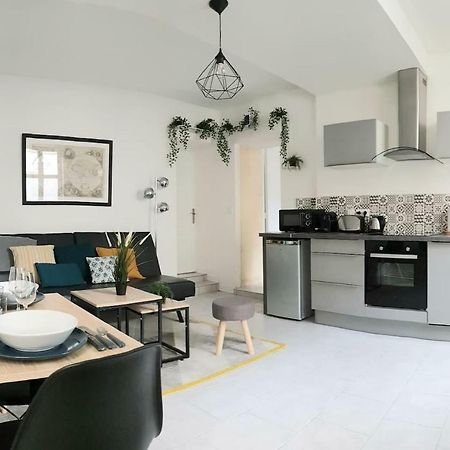 Le Solencon De 1 A 4 Pers - Hypercentre Apartment Cognac Exterior photo