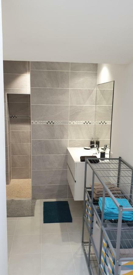 Le Solencon De 1 A 4 Pers - Hypercentre Apartment Cognac Exterior photo